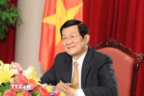 Chủ tịch nước và Phu nhân đi thăm và làm việc tại Lào