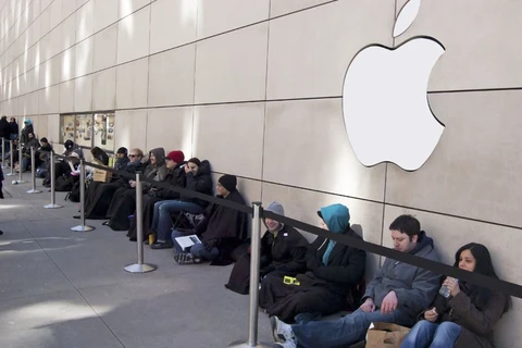 Apple muốn khách hàng dừng "ăn chực nằm chờ" sản phẩm mới