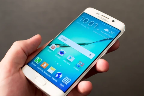 Chi phí của Samsung cho Galaxy chống iPhone ngày càng tăng