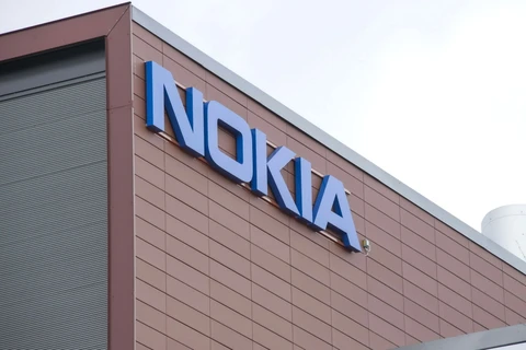 Nokia phủ nhận thông tin sẽ sản xuất trở lại điện thoại di động 