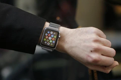 Apple có thể "kiếm bẫm" nhờ chi phí làm Apple Watch rất thấp 