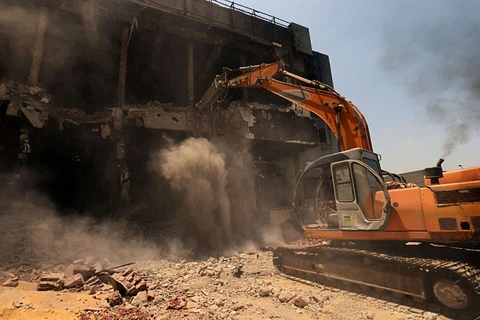 Trụ sở cũ của Đảng Dân chủ Quốc gia bị phá dỡ. (Nguồn: AFP)