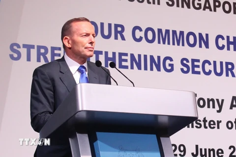 Thủ tướng Australia Tony Abbott phát biểu tại tại Khách sạn Shangri-La. (Ảnh: Việt Hải/TTXVN)