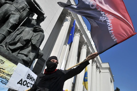 Nghị sỹ cấp cao Nga: Các nước EU ngày càng sợ Ukraine