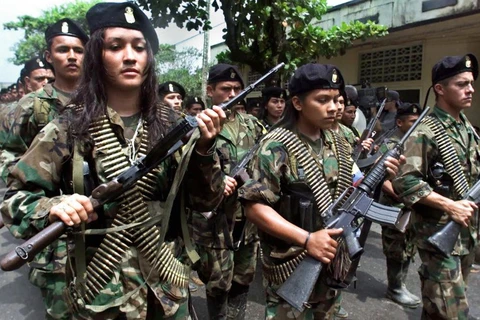 Các chiến binh của Lực lượng vũ trang cách mạng Colombia (FARC). (Nguồn: AFP)
