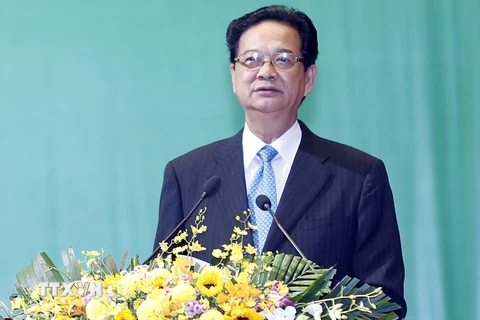 Thủ tướng Nguyễn Tấn Dũng phát biểu chỉ đạo tại hội nghị. (Ảnh: Đức Tám/TTXVN)