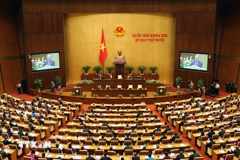 Lễ khai mạc Kỳ họp thứ 10, Quốc hội khóa XIII được tổ chức trọng thể tại Nhà Quốc hội ở thủ đô Hà Nội. (Ảnh: Nhan Sáng/TTXVN)