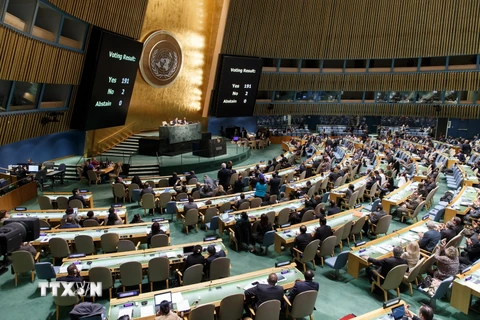Toàn cảnh phiên họp toàn thể Đại hội đồng Liên hợp quốc bỏ phiếu kêu gọi Hoa Kỳ dỡ bỏ cấm vận Cuba, ngày 27/10. (Nguồn: THX/TTXVN)