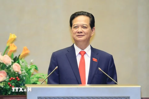 Thủ tướng Chính phủ Nguyễn Tấn Dũng trả lời chất vấn. (Ảnh: Doãn Tấn/TTXVN) 