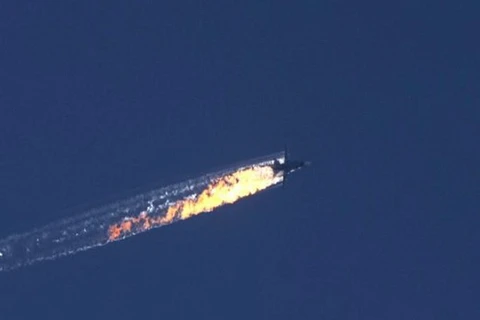 Chiếc máy bay Su-24 của không quân Nga bị Thổ Nhĩ Kỳ bắn hạ. (Nguồn: EPA)