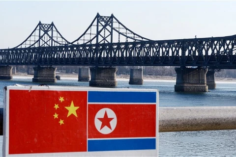 Cầu bắc qua sông Áp Lục, khu vực biên giới Trung Quốc-Triều Tiên. (Nguồn: AFP)