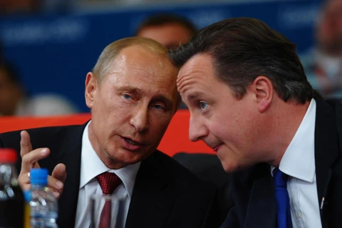 Thủ tướng Anh David Cameron và Tổng thống Nga Vladimir Putin. (Nguồn: Getty Images)