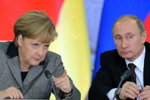 Thủ tướng Đức Merkel và Tổng thống Nga Putin. (Nguồn: rferl.org)