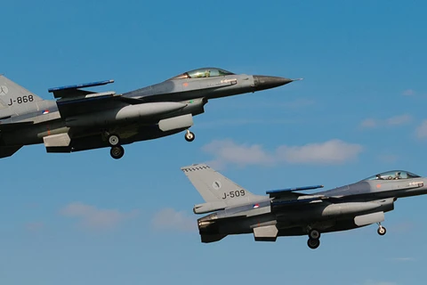 May bay chiến đấu của Hà Lan, nước thành viên NATO tham gia không kích IS ở Syria. (Nguồn: sputnik)