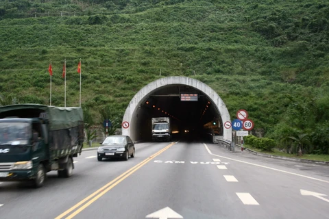 Cửa hầm phía Bắc hầm đường bộ Hải Vân. (Nguồn: Wikipedia)