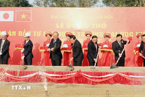 Lễ Động thổ Dự án đầu tư xây dựng Trường Đại học Việt-Nhật thuộc Đại học Quốc gia Hà Nội, tháng 12/2014. (Ảnh: Nguyễn Khang/TTXVN)