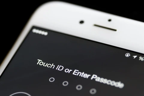 FBI mở khóa thành công iPhone, kết thúc cuộc chiến với Apple 
