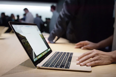MacBook của Apple tương lai có thể sẽ không còn bàn phím 