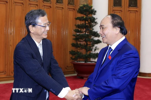Thủ tướng Nguyễn Xuân Phúc tiếp Đại sứ Đặc mệnh Toàn quyền Nhật Bản tại Việt Nam Hiroshi Fukada. (Ảnh: Thống Nhất/TTXVN)