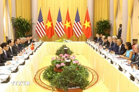 Quang cảnh cuộc hội đàm giữa Chủ tịch nước Trần Đại Quang và Tổng thống Hoa Kỳ Barack Obama. (Ảnh: Nhan Sáng/TTXVN)