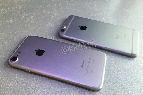 Hình ảnh được cho là so sánh iPhone 7 (phía dưới) và iPhone 6S (phía trên). (Nguồn: NoWhereElse.fr)