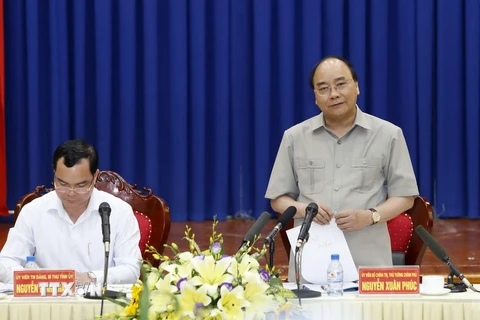 Thủ tướng Nguyễn Xuân Phúc phát biểu tại buổi làm việc. (Ảnh: An Đăng/TTXVN)