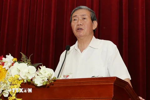 Ông Đinh Thế Huynh, Ủy viên Bộ Chính trị, Thường trực Ban Bí thư, Chủ tịch Hội đồng lý luận Trung ương nhiệm kỳ 2016-2021. (Ảnh:Trí Dũng/TTXVN)