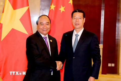 Thủ tướng Nguyễn Xuân Phúc tiếp ông Trương Cao Lệ, Ủy viên thường vụ Bộ Chính trị Đảng Cộng sản Trung Quốc, Phó Thủ tướng Quốc vụ viện Trung Quốc. (Ảnh: Thống Nhất/TTXVN)