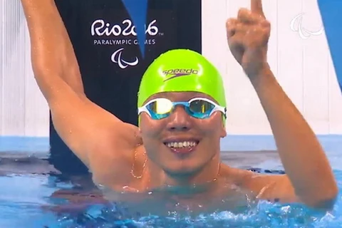Võ Thanh Tùng xuất sắc giành huy chương bạc Paralympic 2016. (Ảnh chụp màn hình/TT&VH)