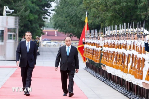 [Photo] Ngày đầu tiên Thủ tướng thăm chính thức Trung Quốc