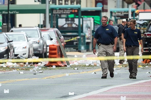 Nhân viên FBI tại hiện trường vụ nổ ở khu Chelsea, Manhattan. (Nguồn: Getty)