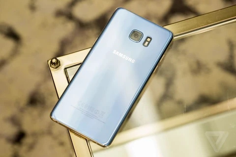 Samsung không tìm thấy lỗi pin trong vụ cháy Note 7 ở Trung Quốc