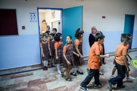 Học sinh ở một trường tiểu học ở Thổ Nhĩ Kỹ, ngày 19/9. (Nguồn: AFP)