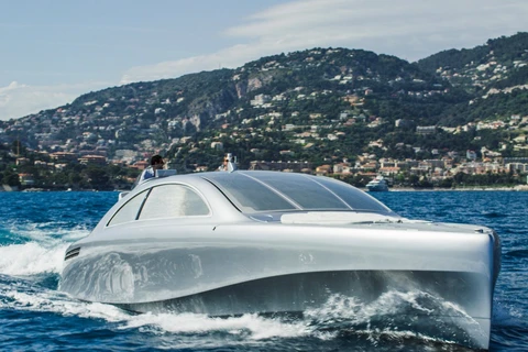 Mercedes chế "siêu" du thuyền, chỉ 10 người trên thế giới có thể mua