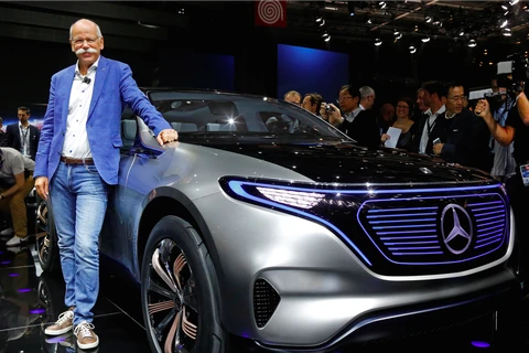 Mercedes tham vọng soán ngôi "vương xe điện" của Tesla 10 năm tới
