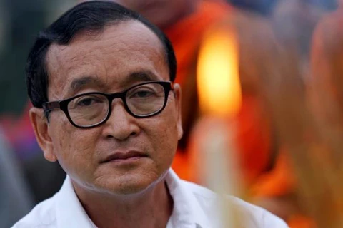 Thủ lĩnh đảng đối lập Cứu nguy dân tộc (CNRP) Sam Rainsy. (Nguồn: trust.org)