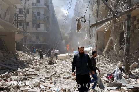 Ảnh tư liệu: Cảnh đổ nát trong xung đột ở Aleppo ngày 28/4. (Nguồn: EPA/TTXVN)