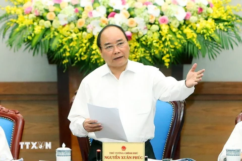 Thủ tướng Nguyễn Xuân Phúc chủ trì Phiên họp Chính phủ thường kỳ tháng 10 năm 2016. (Ảnh: Thống Nhất/TTXVN)