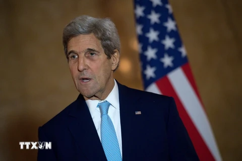 Ngoại trưởng Mỹ John Kerry trong một cuộc họp báo ở London, Anh ngày 16/10. (Nguồn: AFP/TTXVN)