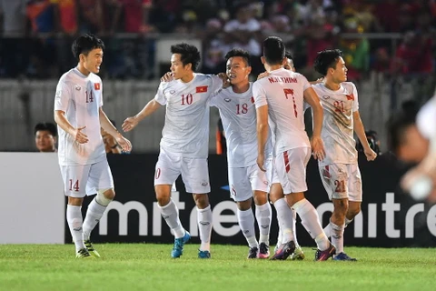 Thắng cả hai trận trước các đối thủ cạnh tranh trực tiếp, tuyển Việt Nam vẫn phải tiếp tục nỗ lực ở trận cuối với Campuchia. (Nguồn: affsuzukicup.com)
