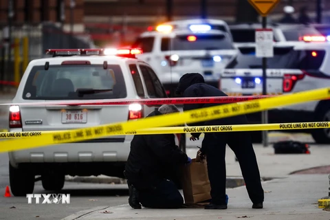 Cảnh sát phong tỏa hiện trường vụ tấn công ở Đại học Ohio ngày 28/11. (Nguồn: AP/TTXVN)