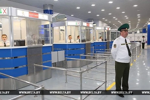 Khu vực làm thủ tục nhập cảnh vào Belarus ở một sân bay của nước này. (Nguồn: eng.belta.by)