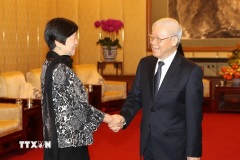Tổng Bí thư Nguyễn Phú Trọng tiếp bà Lý Tiểu Lâm, Chủ tịch Hội Hữu nghị Đối ngoại nhân dân Trung Quốc. (Ảnh: Trí Dũng/TTXVN)