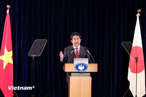 Thủ tướng Abe: Nhật sẽ cung cấp cho Việt Nam các tàu tuần tra mới