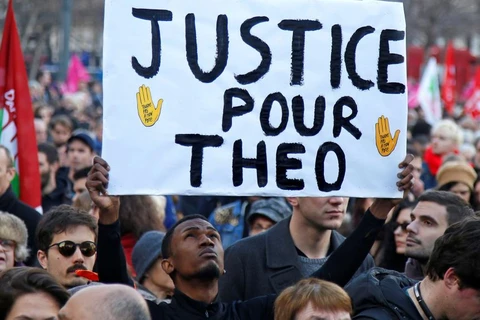 Người biểu tình trên đường phố Paris. (Nguồn: Reuters)