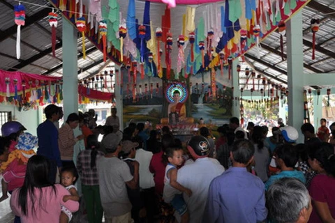 Ảnh “Phật tỏa hào quang” ở Kiên Giang là tin đồn thất thiệt 