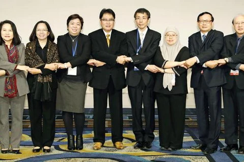 Quan chức các nước thành viên RCEP tại vòng đàm phán mới ở Kobe, Nhật Bản, ngày 27/2. (Nguồn: Kyodo)
