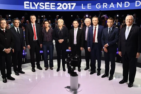 Các ứng cử viên Tổng thống Pháp tại phiên tranh luận trực tiếp trên truyền hình. (Nguồn: AFP)