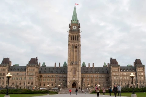 Canada điều tra khẩn cấp tin do thám điện thoại quanh tòa nhà Quốc hội