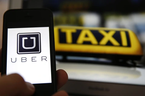 Đề xuất hàng loạt quy định mới để quản lý dịch vụ Uber, Grab 